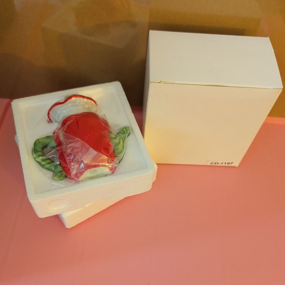 AVON  1996  SEASON'S  HARVEST  MINIATURE  TEAPOT  COLLECTION  "RED  PEPPER" NIB